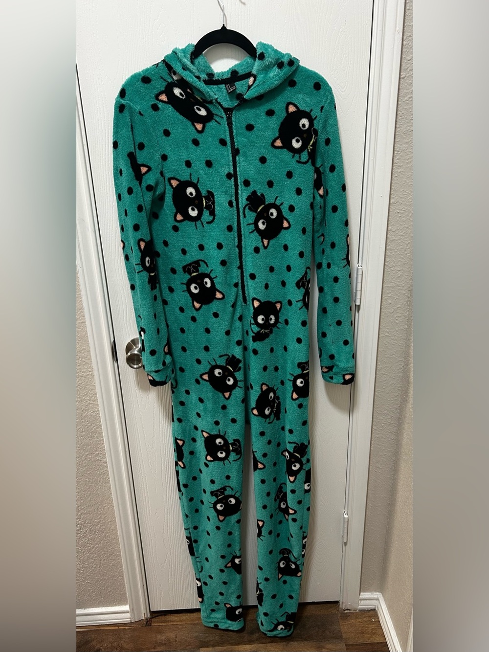 Forever 21 Sanrio Chococat One Piece Zip up Hooded Pajamas Fleece Plush Sz Small